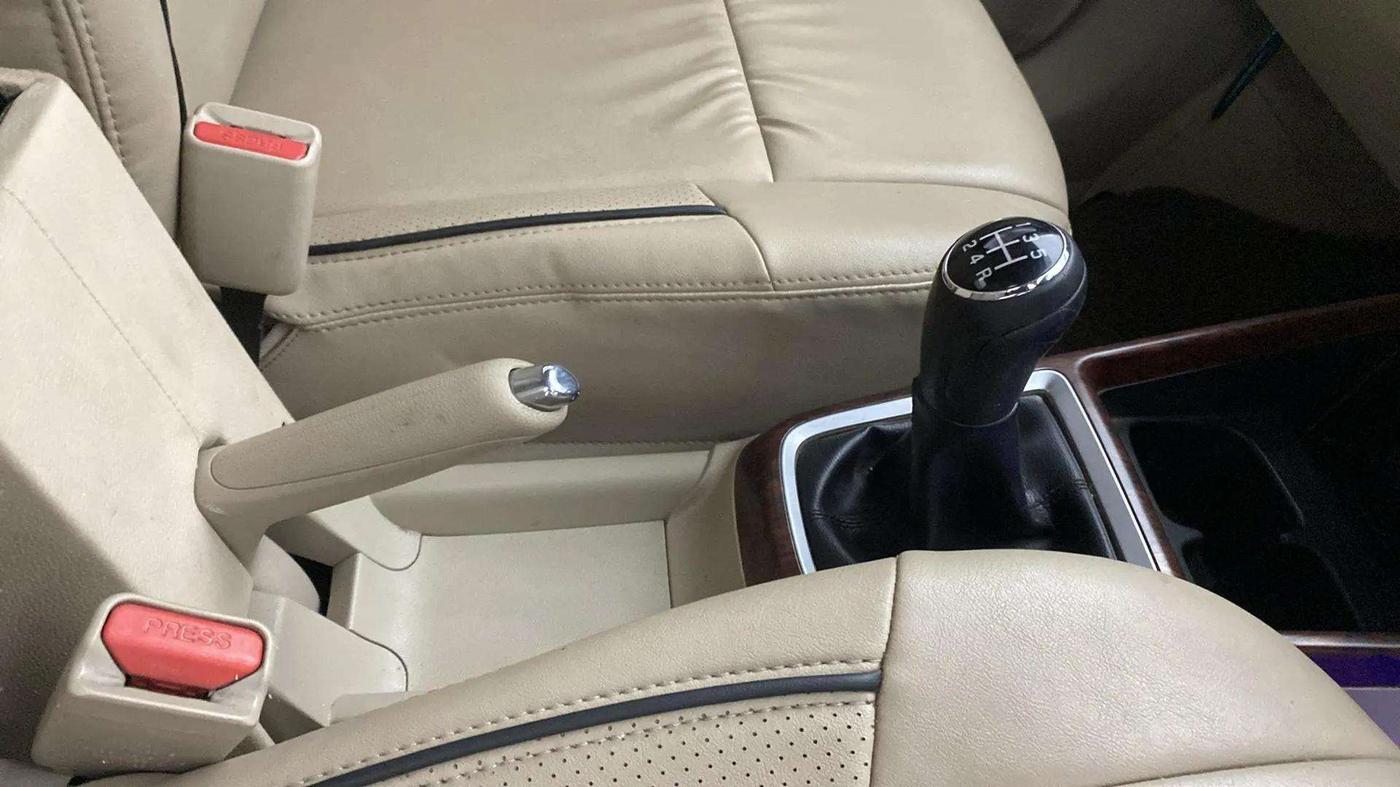 2018 Maruti Dzire ZXI PLUS, Petrol, Manual, 32,053 km, Gear Lever