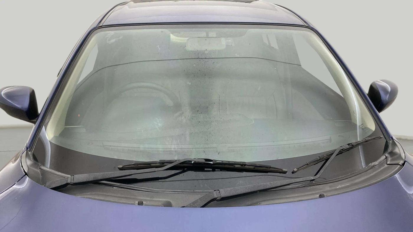 2018 Maruti Dzire ZXI PLUS, Petrol, Manual, 32,053 km, Front Windshield