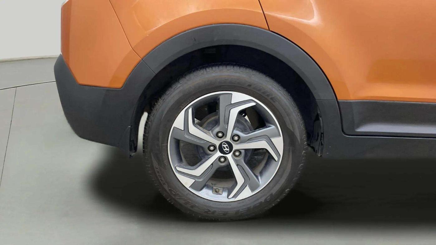2018 Hyundai Creta SX AT 1.6 PETROL, Petrol, Automatic, 39,633 km, Right Rear Wheel