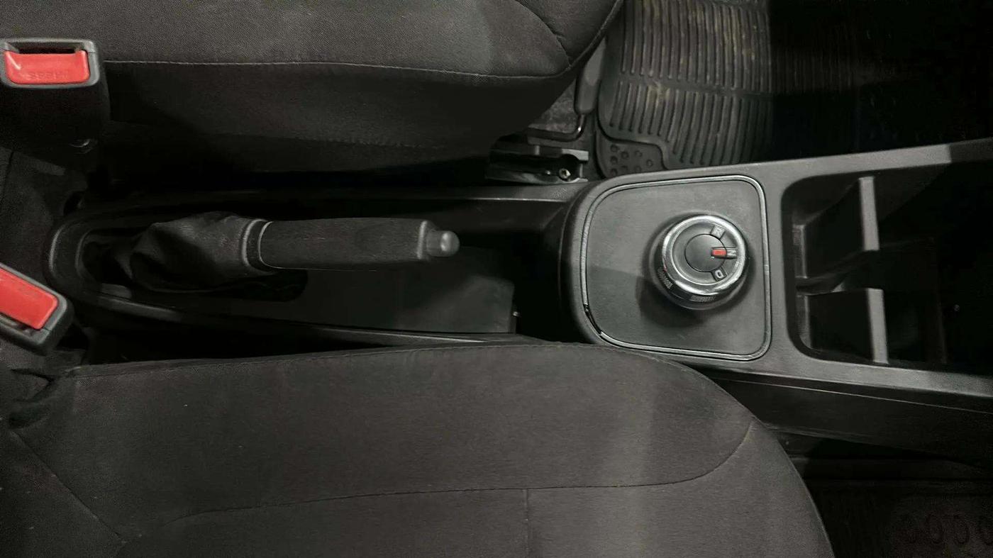 2022 Renault Kwid RXT 1.0 AMT (O), Petrol, Automatic, 14,789 km, Gear Lever