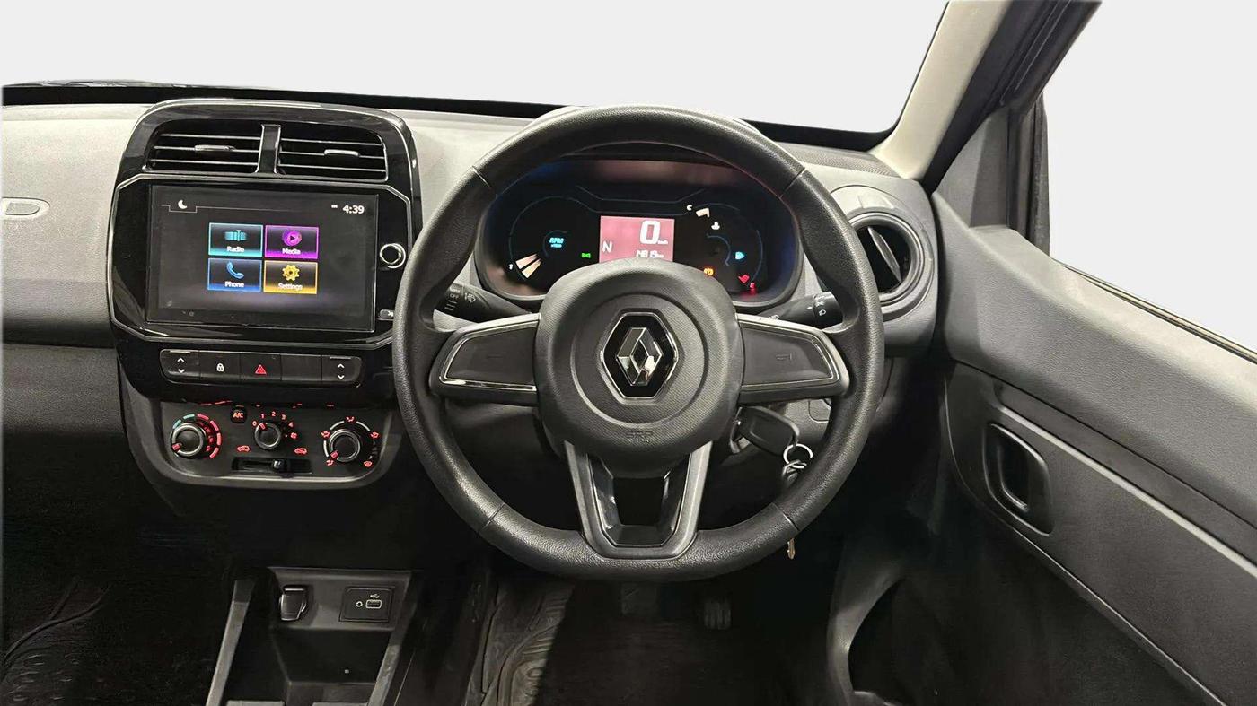 2022 Renault Kwid RXT 1.0 AMT (O), Petrol, Automatic, 14,789 km, Steering Wheel Close Up