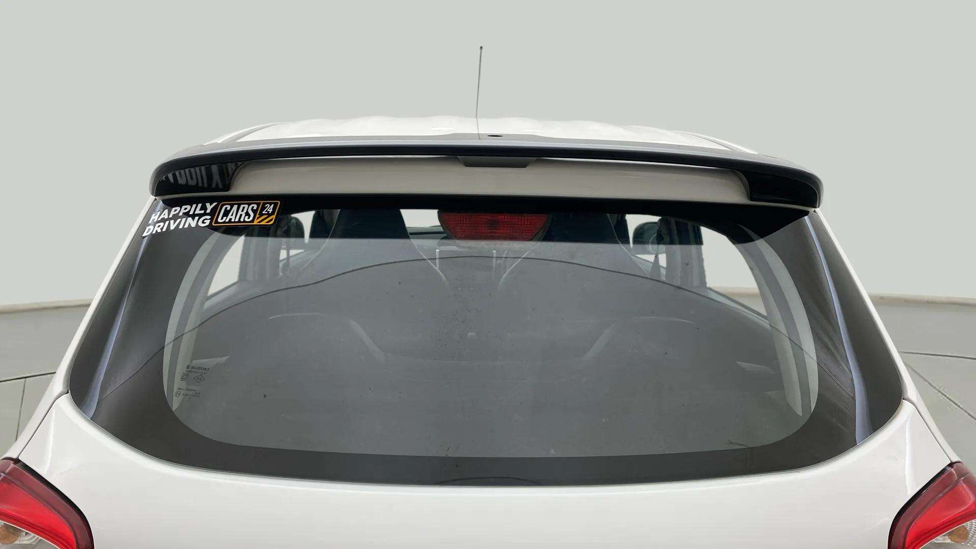 Rear-Windshield---Roof-25