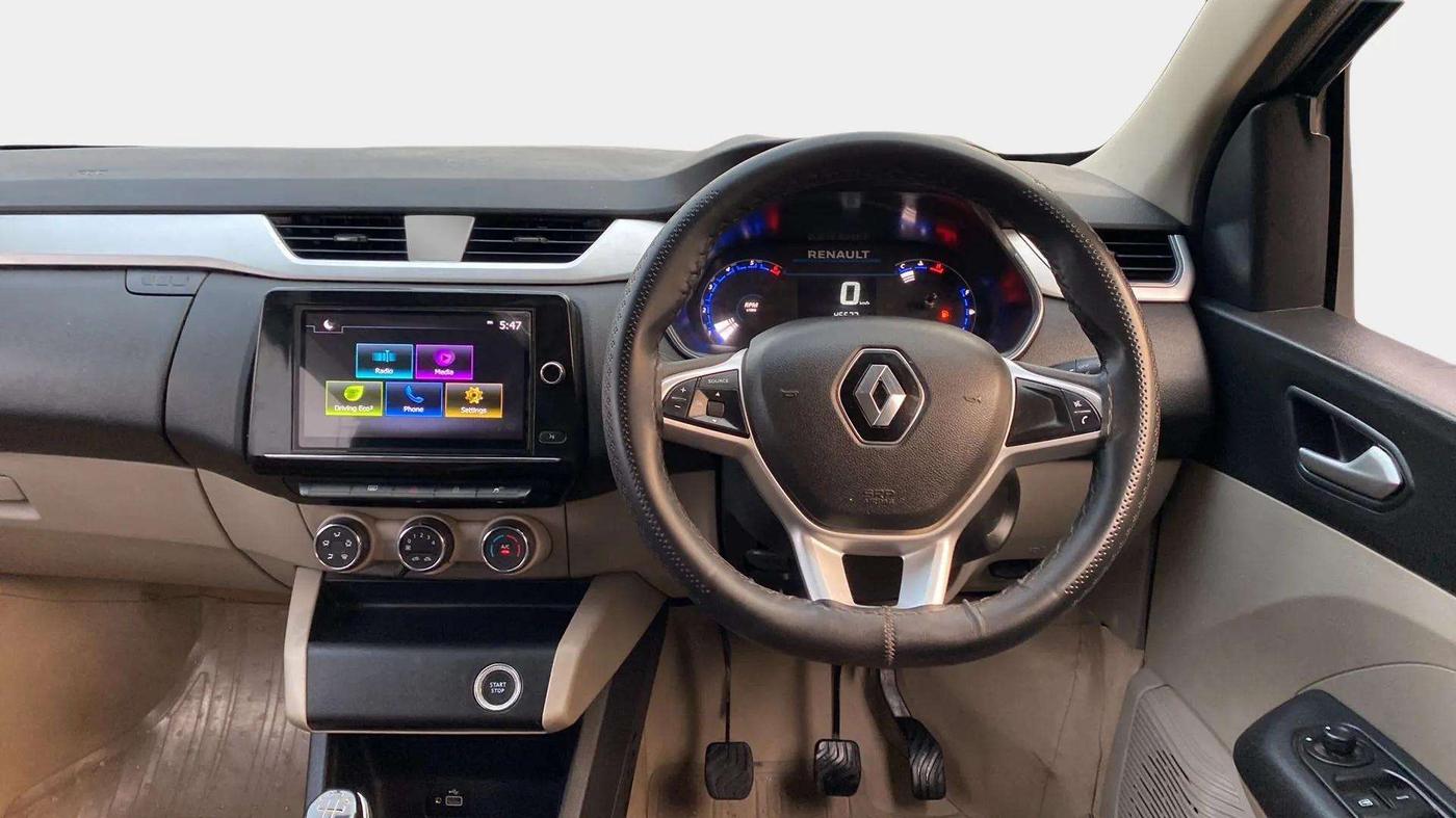2023 Renault TRIBER RXZ, Petrol, Manual, 45,852 km, Steering Wheel Close Up