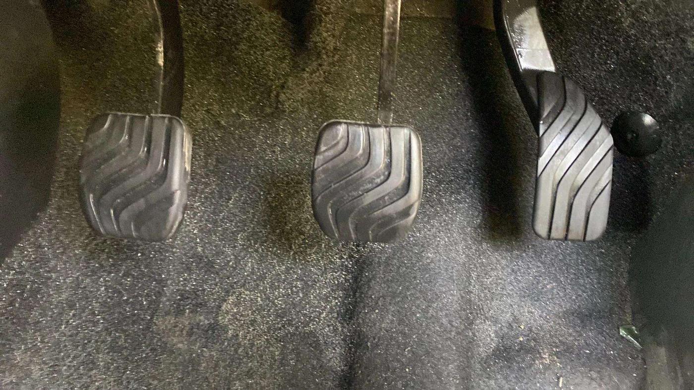 2023 Nissan MAGNITE XL, Petrol, Manual, 21,956 km, Pedals