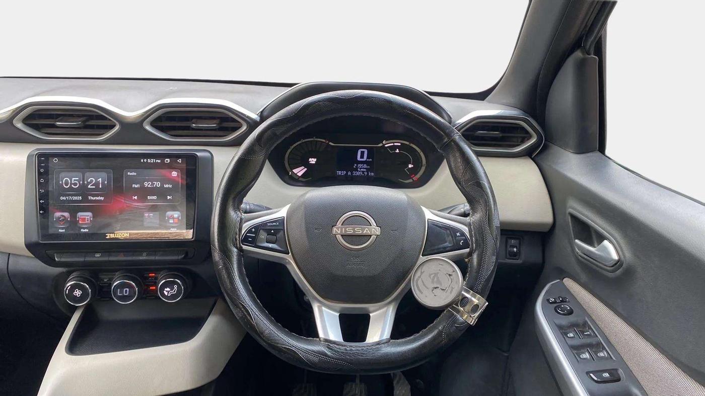 2023 Nissan MAGNITE XL, Petrol, Manual, 21,956 km, Steering Wheel Close Up