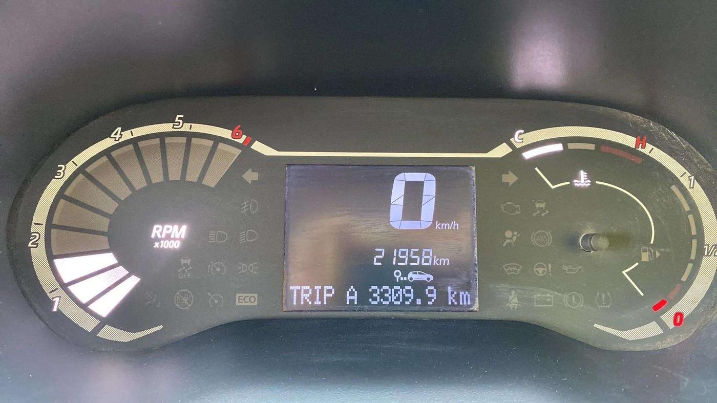 2023 Nissan MAGNITE XL, Petrol, Manual, 21,956 km, Odometer Image