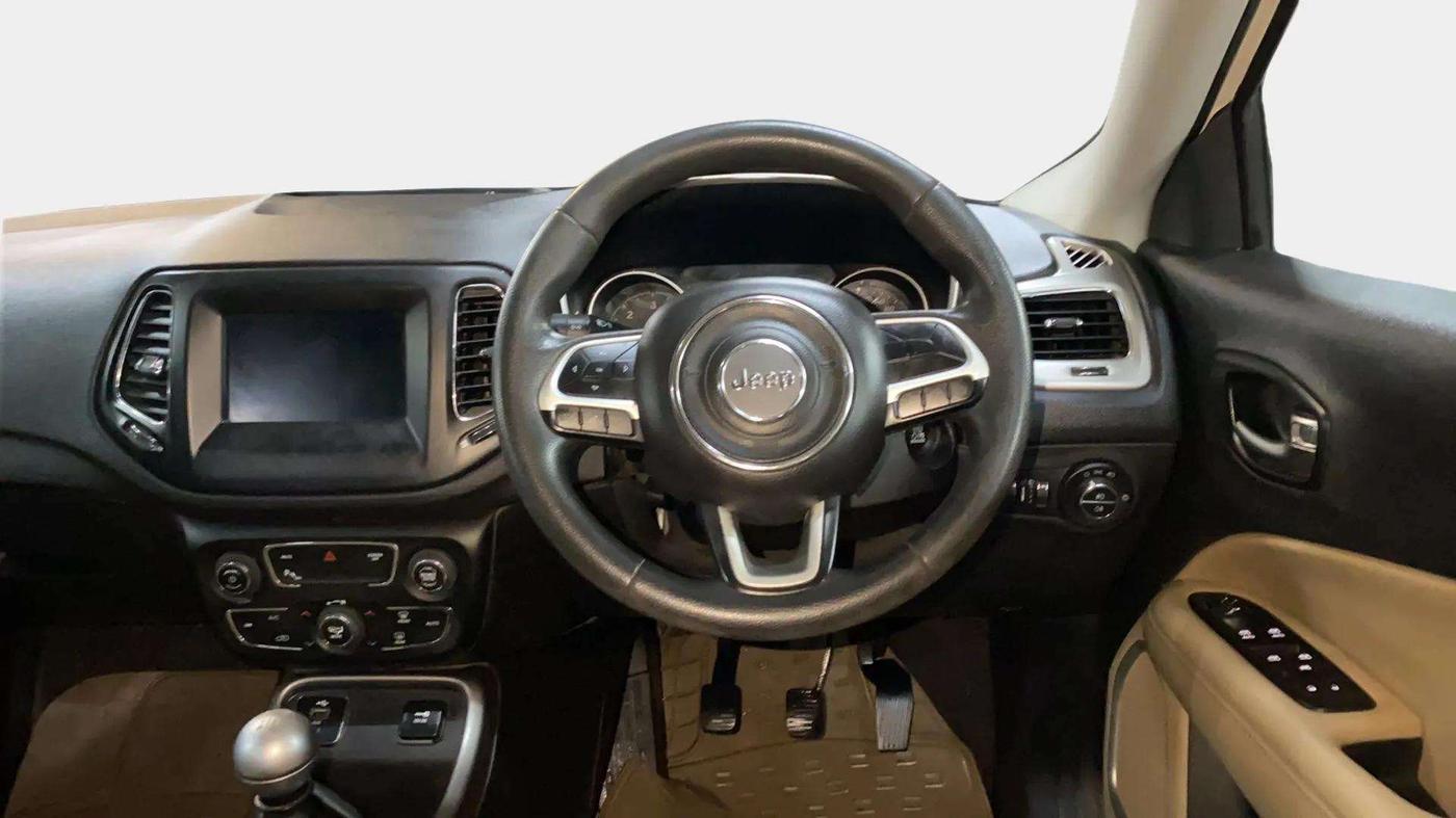 2017 Jeep Compass LONGITUDE (O) 2.0 DIESEL, Diesel, Manual, 95,772 km, Steering Wheel Close Up