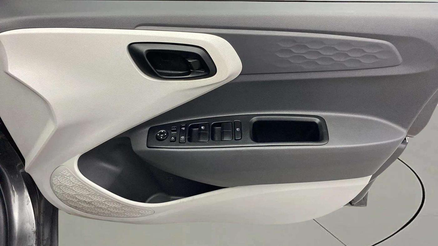 2019 Hyundai GRAND I10 NIOS MAGNA AMT 1.2 KAPPA VTVT, Petrol, Automatic, 69,140 km, Driver Side Door Panels Control
