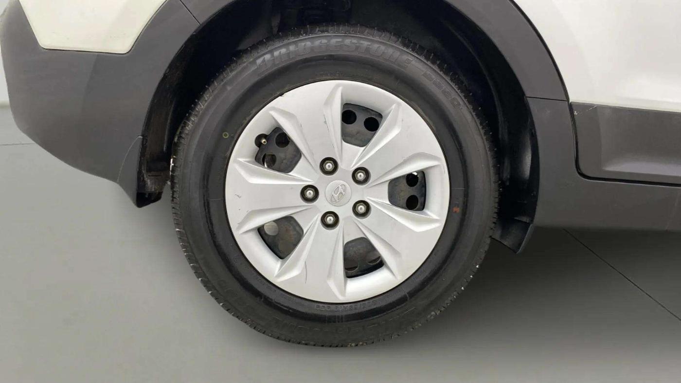 2019 Hyundai Creta E PLUS 1.6 PETROL, Petrol, Manual, 67,557 km, Right Rear Wheel