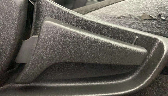 2020 Maruti S PRESSO VXI PLUS AMT, Petrol, Automatic, 52,766 km, Driver Side Adjustment Panel
