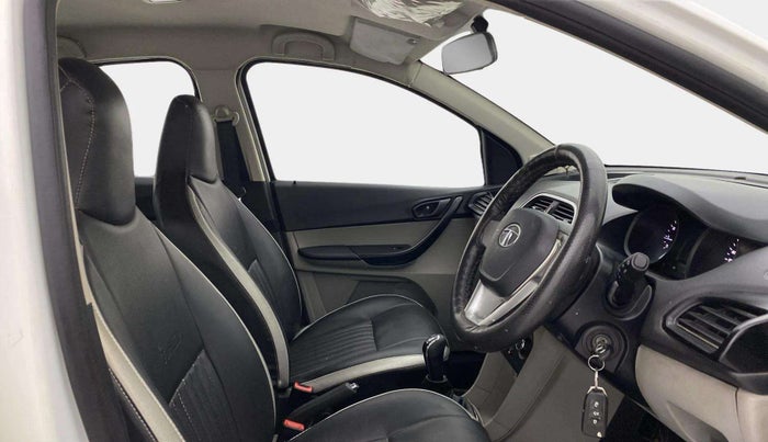 2016 Tata Tiago XT PETROL, Petrol, Manual, 50,373 km, Right Side Front Door Cabin