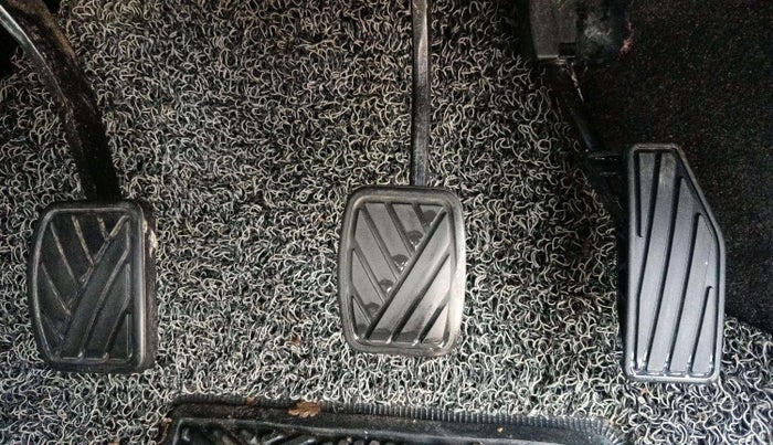 2020 Maruti Swift VXI, Petrol, Manual, 33,775 km, Pedals