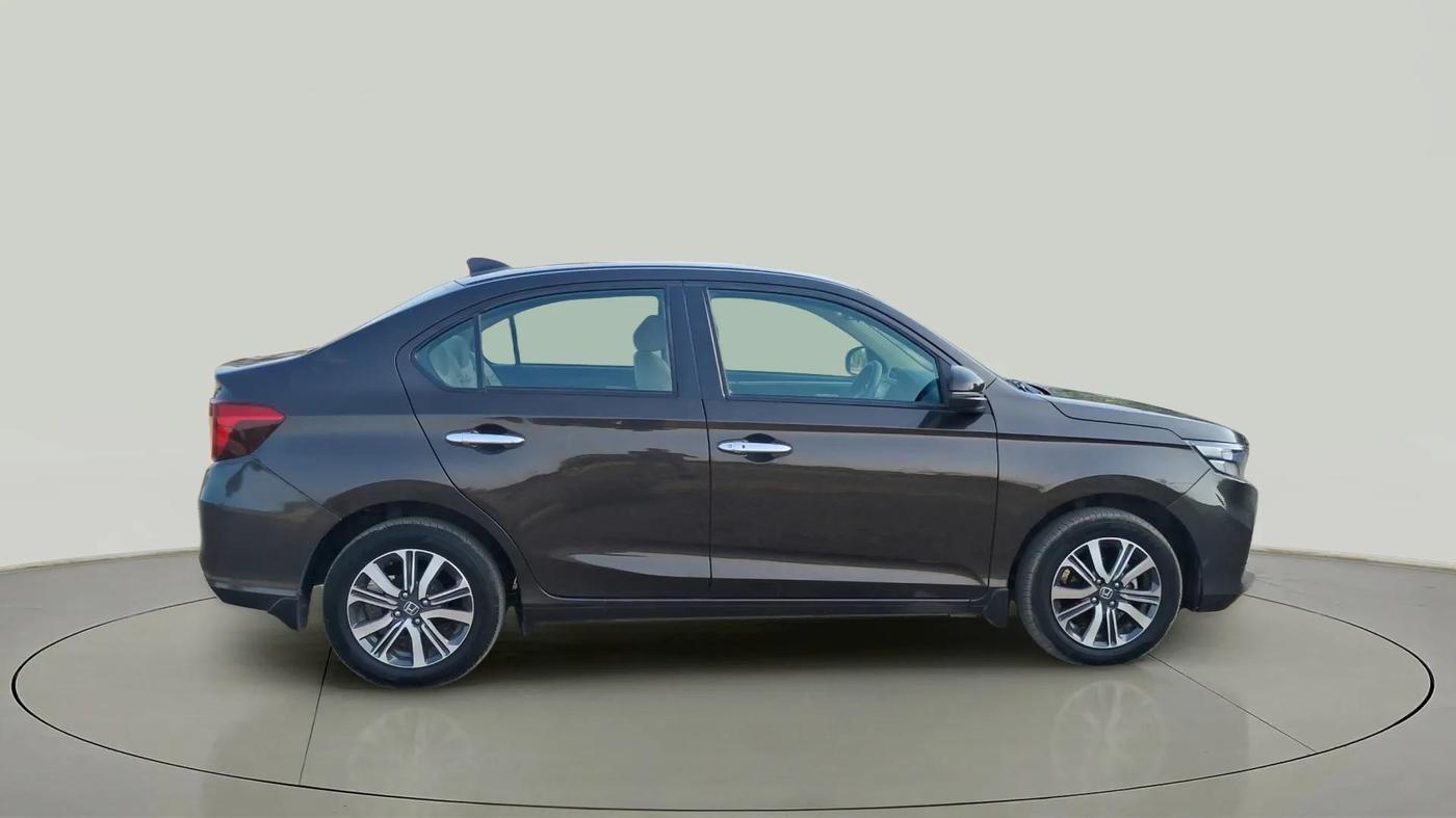 2022 Honda Amaze 1.2L I-VTEC VX CVT, Petrol, Automatic, 27,058 km, Right Side View