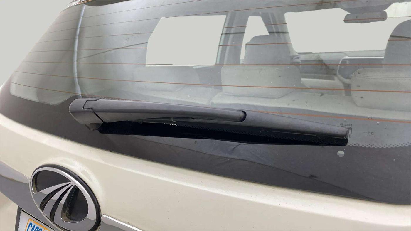 2022 Mahindra XUV300 W8 (O) 1.2 PETROL AMT, Petrol, Automatic, 9,185 km, Rear Wiper