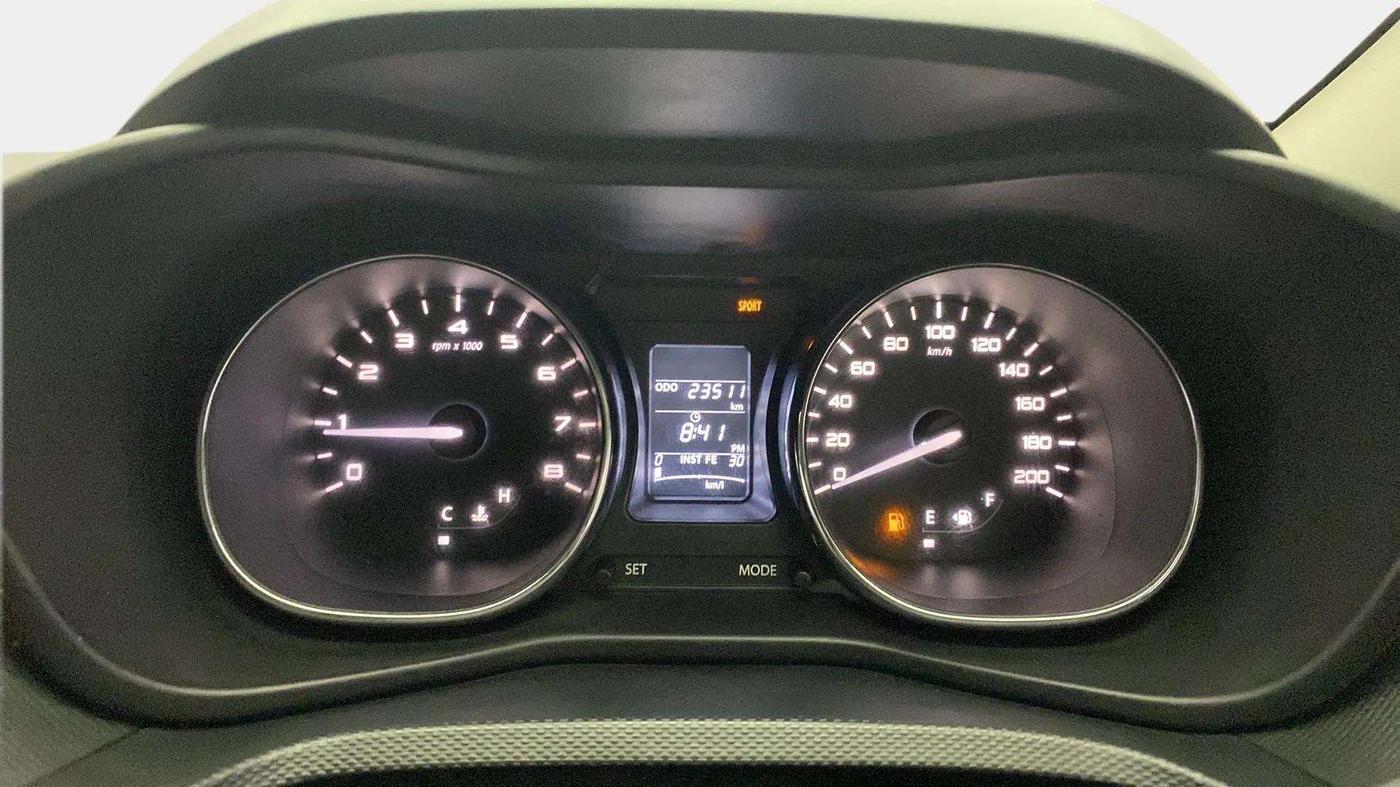 2018 Tata NEXON XZ PETROL, Petrol, Manual, 23,546 km, Odometer Image
