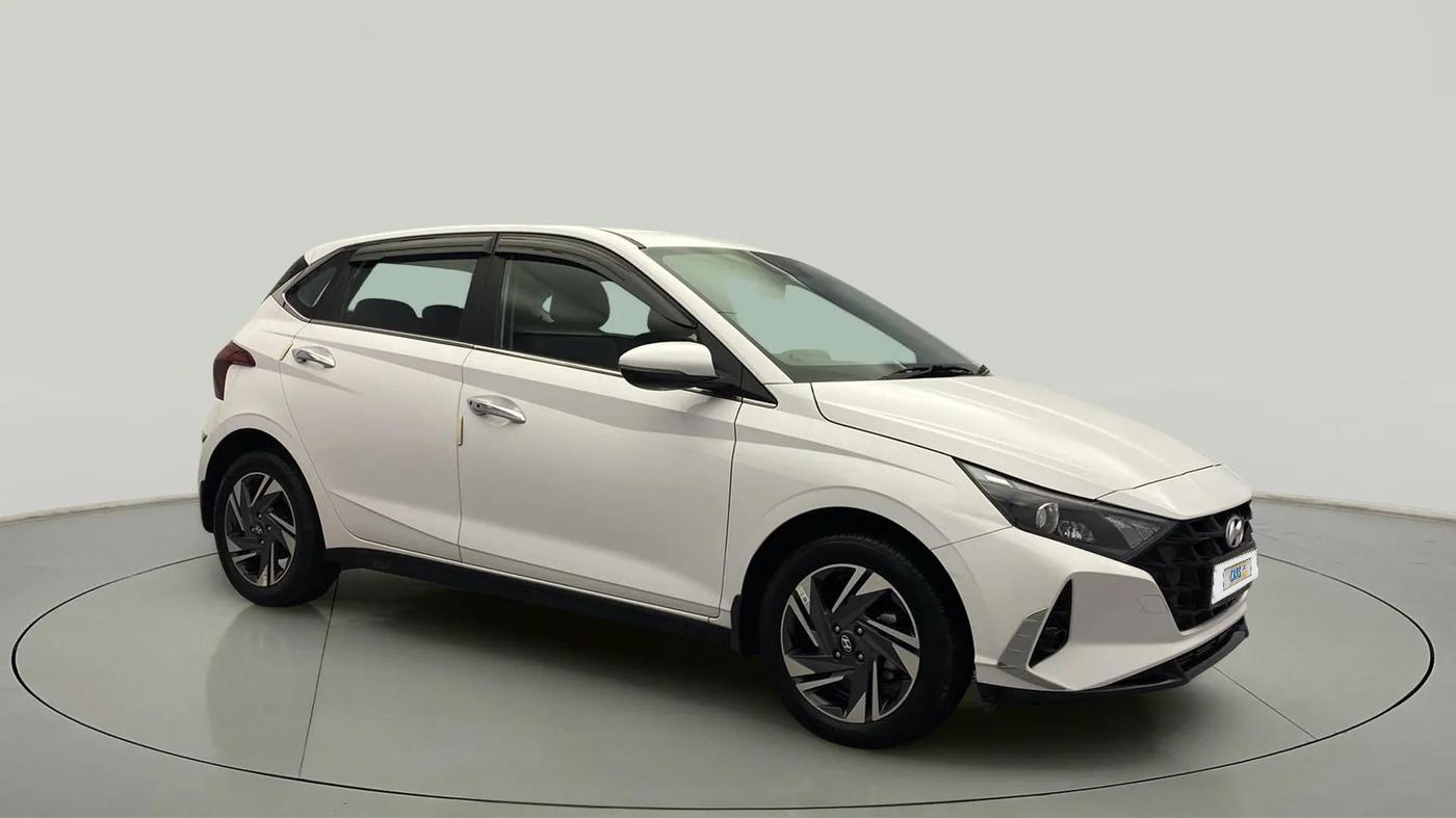 2023 Hyundai NEW I20 ASTA 1.2 MT, Petrol, Manual, 9,713 km, SRP