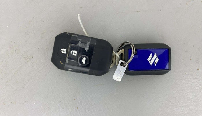 2020 Maruti Dzire ZXI Plus AMT, Petrol, Automatic, 51,225 km, Key Close Up