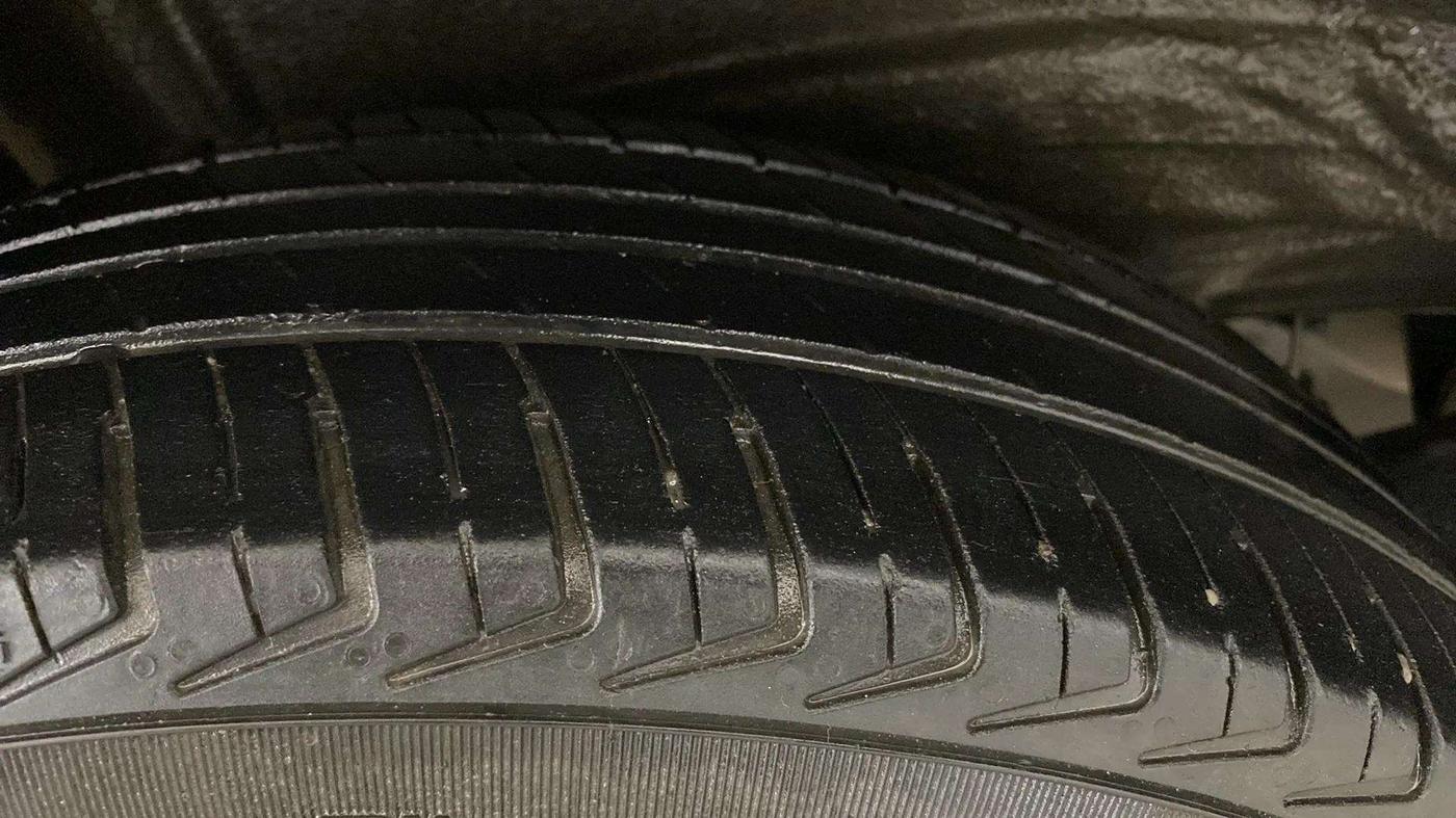 2022 Maruti New Wagon-R LXI CNG 1.0, CNG, Manual, 71,090 km, Right Rear Tyre Tread