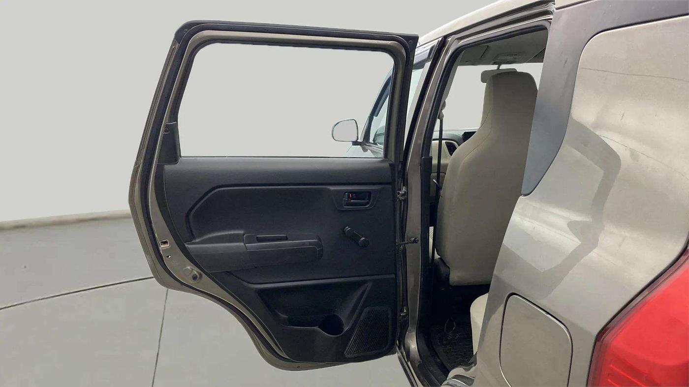 2022 Maruti New Wagon-R LXI CNG 1.0, CNG, Manual, 71,090 km, LHS Rear Door