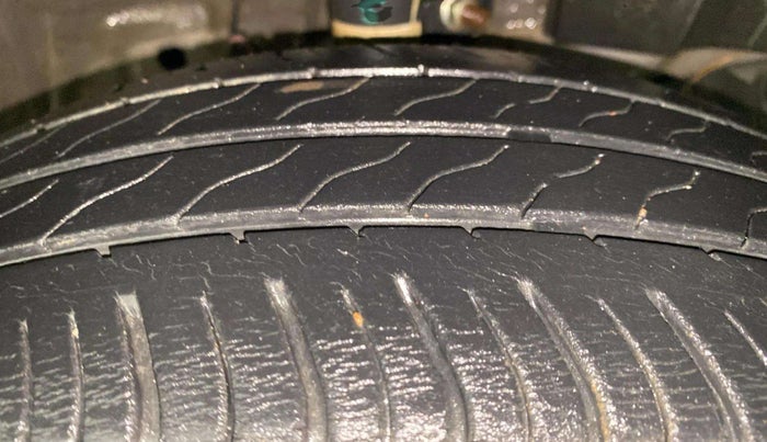 2022 Honda Amaze 1.2L I-VTEC VX CVT, Petrol, Automatic, 29,705 km, Right Front Tyre Tread