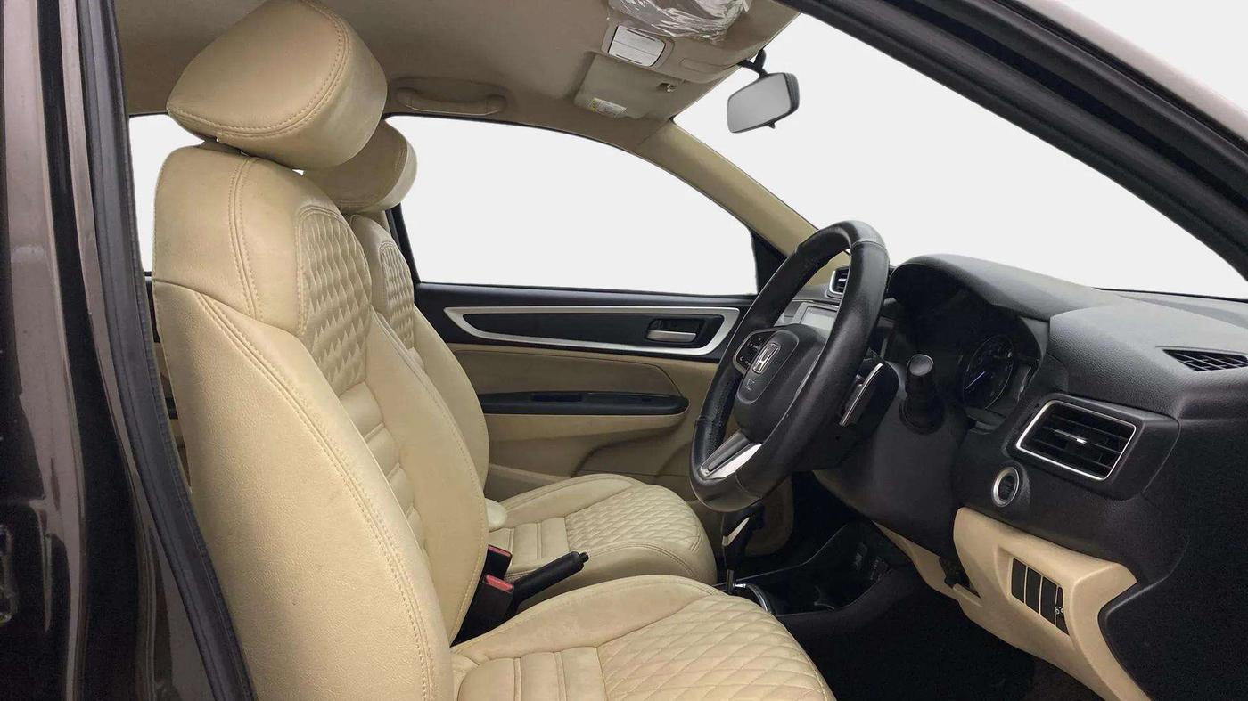 2022 Honda Amaze 1.2L I-VTEC VX CVT, Petrol, Automatic, 29,705 km, Right Side Front Door Cabin