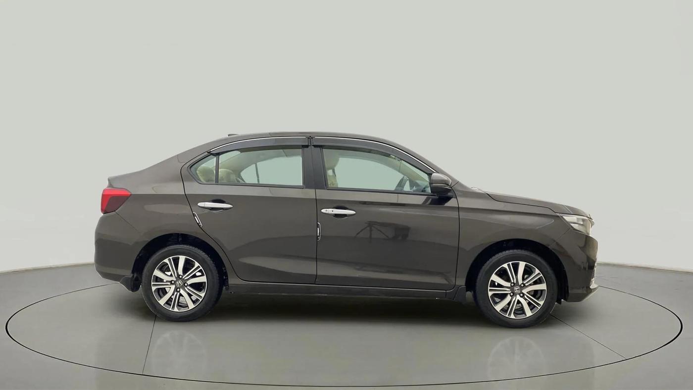 2022 Honda Amaze 1.2L I-VTEC VX CVT, Petrol, Automatic, 29,705 km, Right Side View