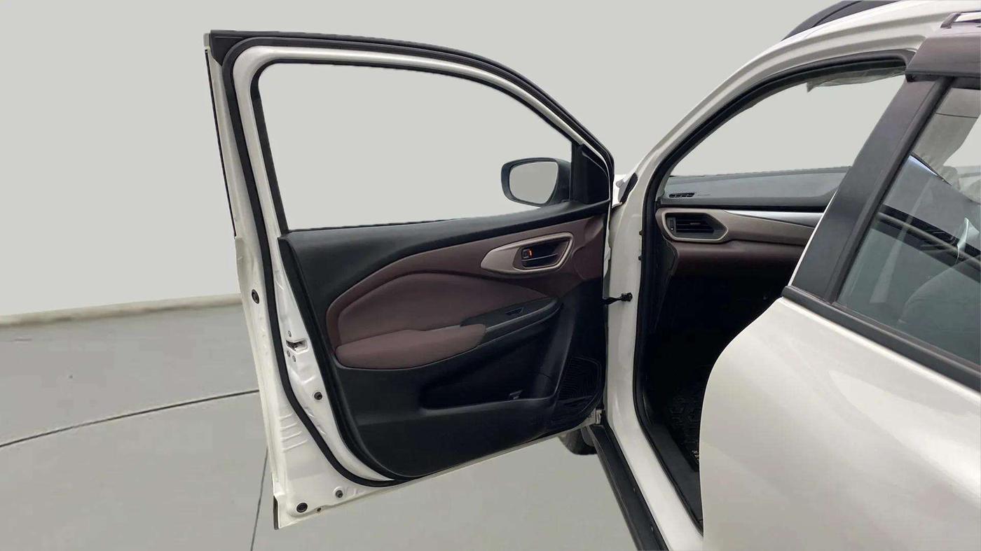 2024 Maruti FRONX DELTA PLUS 1.2L AGS, Petrol, Automatic, 4,351 km, LHS Front Door
