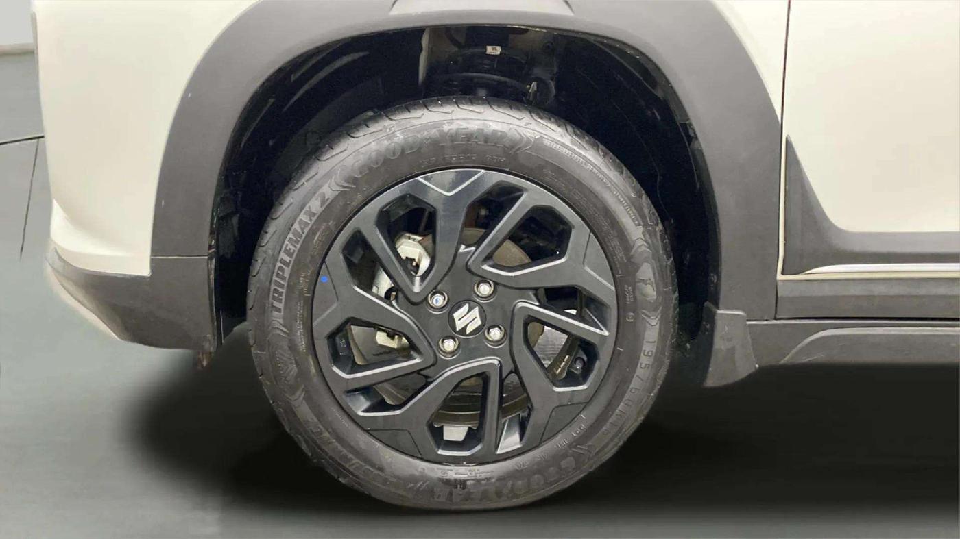 2024 Maruti FRONX DELTA PLUS 1.2L AGS, Petrol, Automatic, 4,351 km, Left Front Wheel