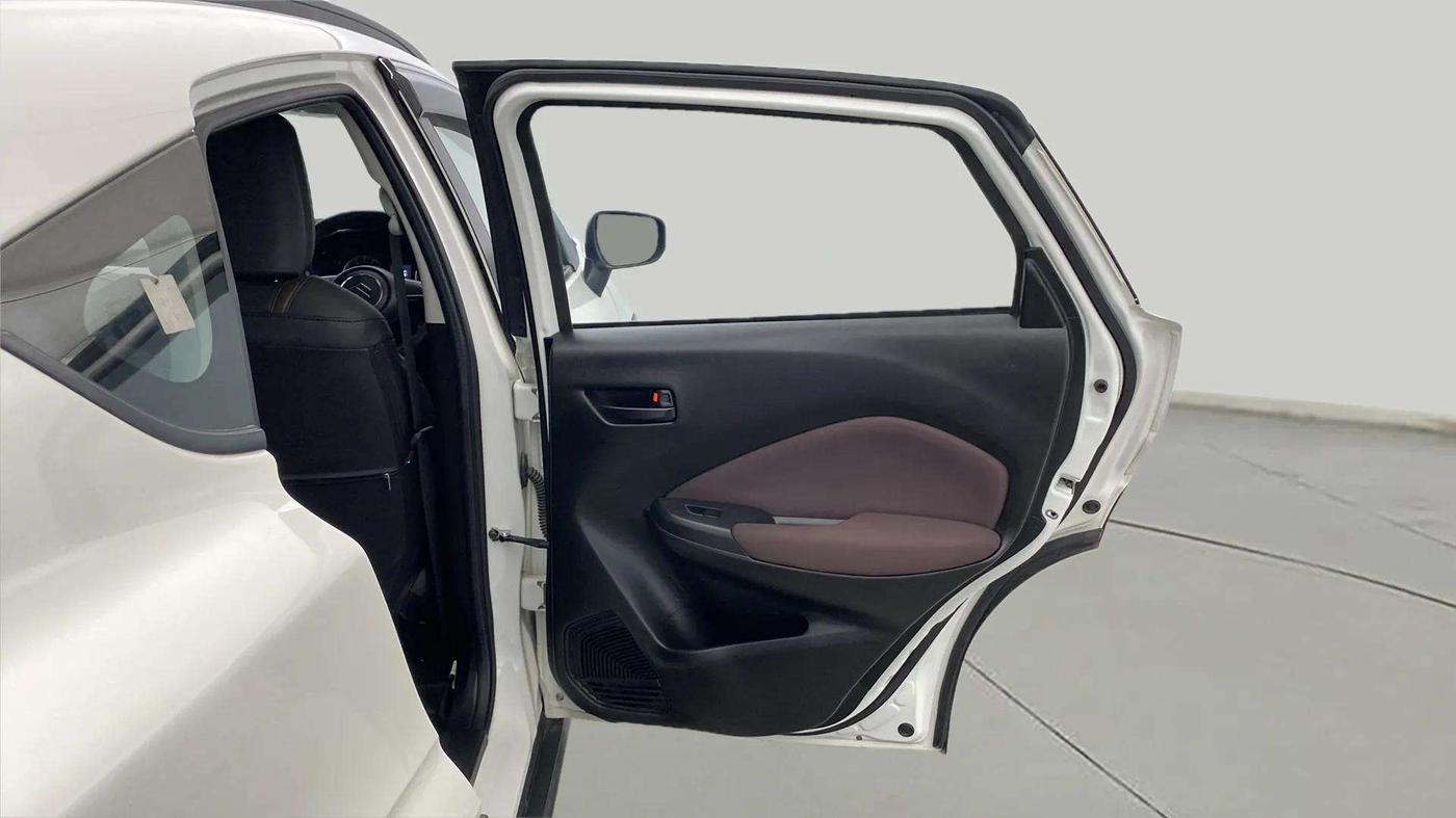 2024 Maruti FRONX DELTA PLUS 1.2L AGS, Petrol, Automatic, 4,351 km, RHS Rear Door