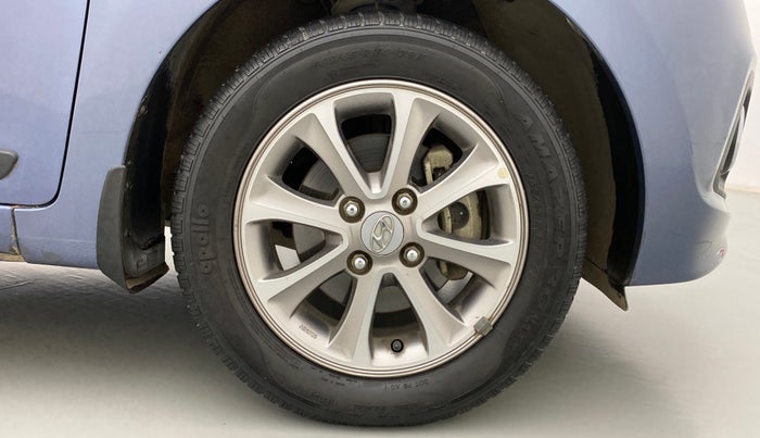 2016 Hyundai Grand i10 ASTA 1.2 AT VTVT, Petrol, Automatic, 14,840 km, Right Front Wheel