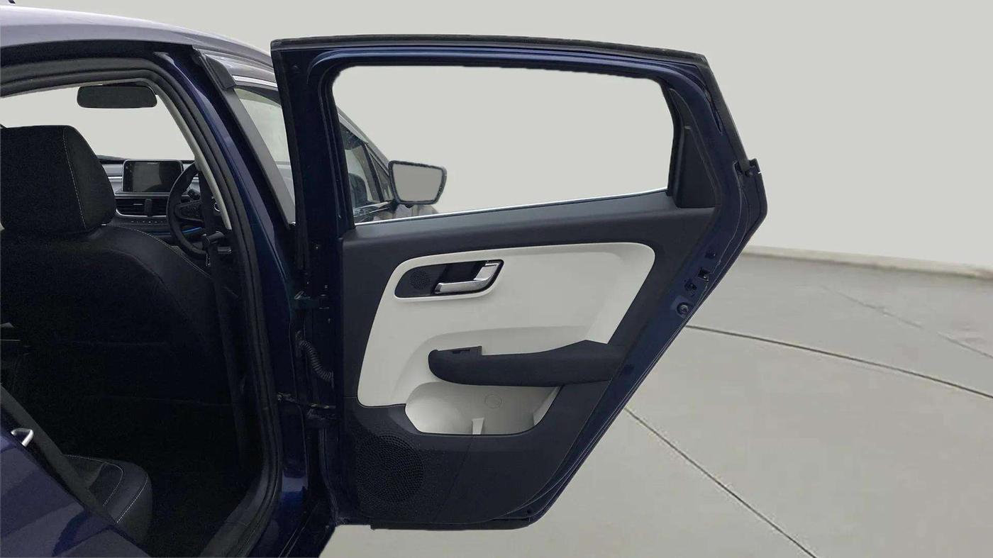 2023 Tata ALTROZ XZA PLUS, Petrol, Automatic, 2,975 km, RHS Rear Door