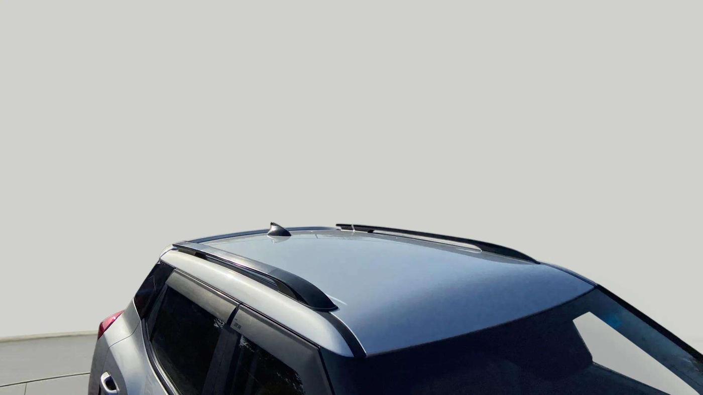 2020 Mahindra XUV300 W8 1.2 PETROL, Petrol, Manual, 33,911 km, Roof