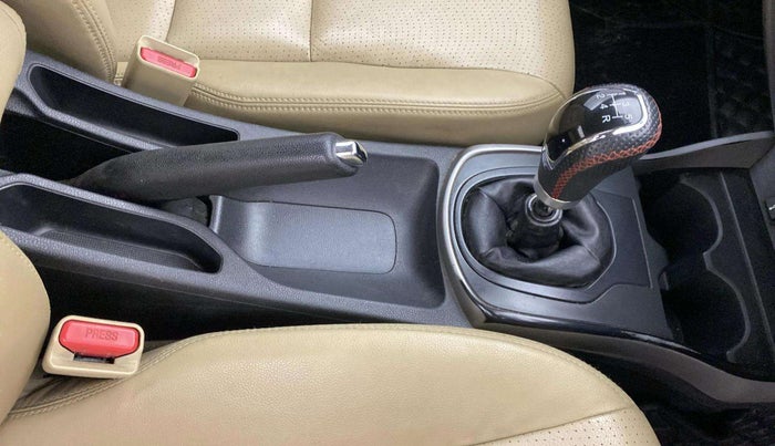 2019 Honda City 1.5L I-VTEC ZX, Petrol, Manual, 41,125 km, Gear Lever