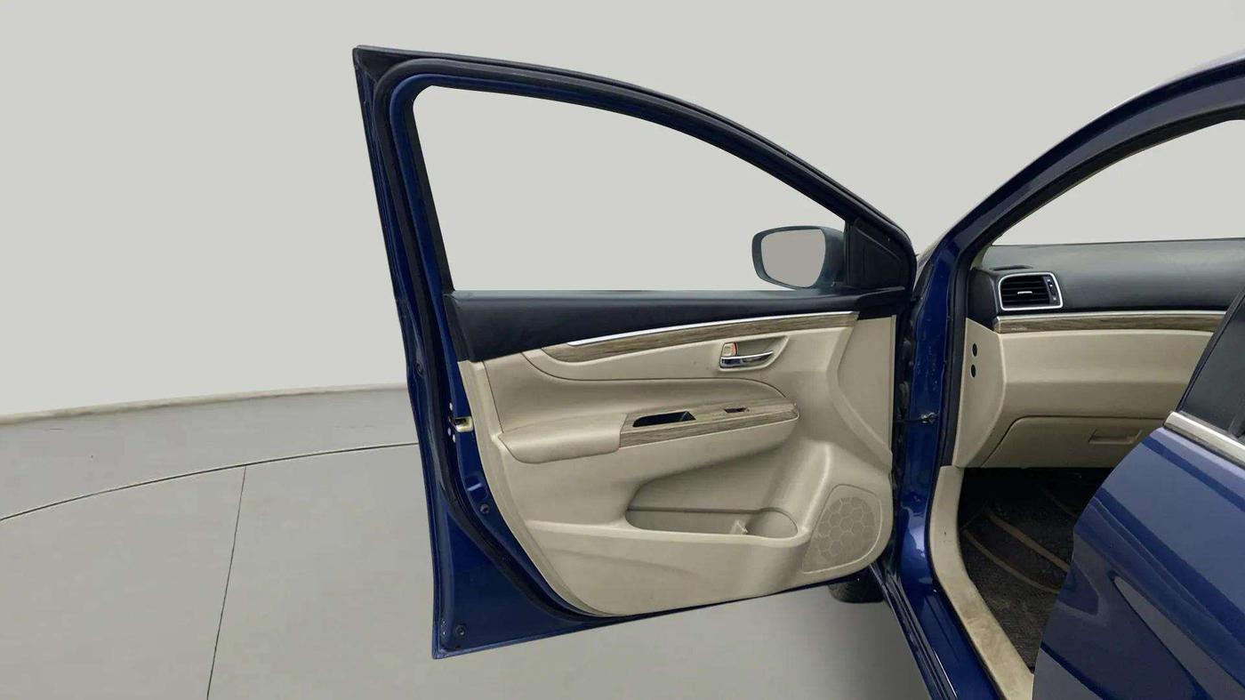 2020 Maruti Ciaz ALPHA 1.5 SHVS PETROL, Petrol, Manual, 41,131 km, LHS Front Door
