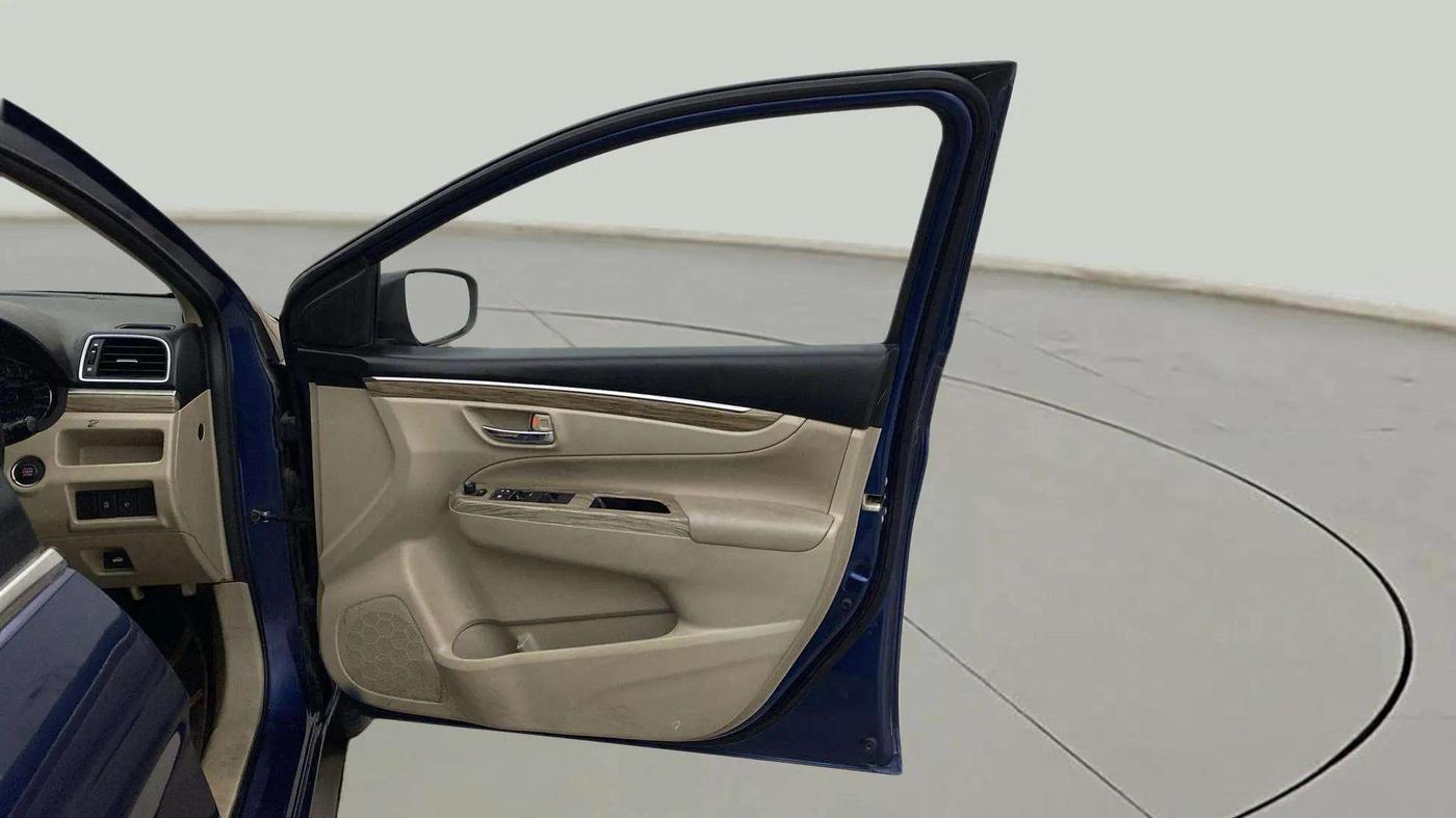 2020 Maruti Ciaz ALPHA 1.5 SHVS PETROL, Petrol, Manual, 41,131 km, RHS Front Door
