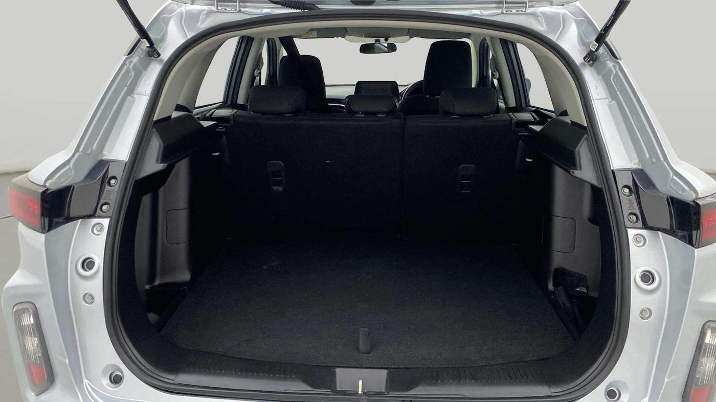 2023 Toyota URBAN CRUISER HYRYDER E NEO DRIVE, Petrol, Manual, 11,656 km, Boot Open Zoomed View
