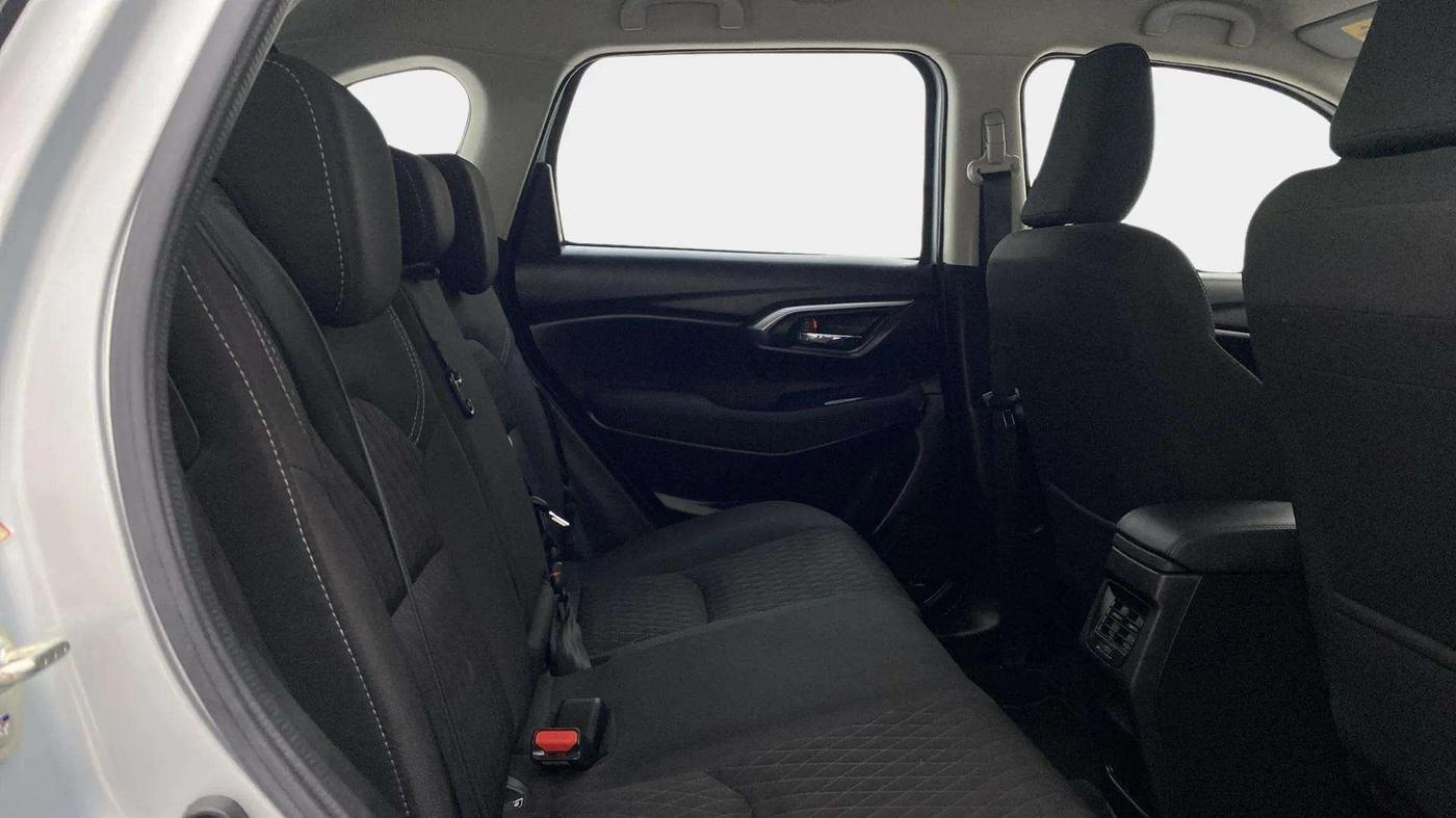 2023 Toyota URBAN CRUISER HYRYDER E NEO DRIVE, Petrol, Manual, 11,656 km, Right Side Rear Door Cabin