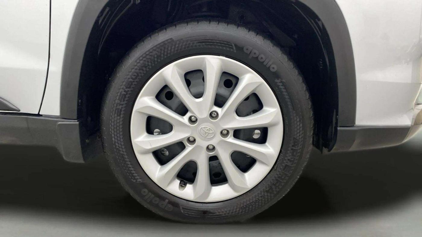 2023 Toyota URBAN CRUISER HYRYDER E NEO DRIVE, Petrol, Manual, 11,656 km, Right Front Wheel
