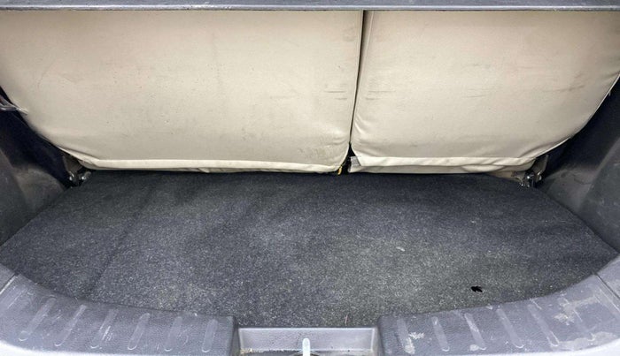 2017 Maruti Wagon R 1.0 VXI, Petrol, Manual, 34,473 km, Boot Inside