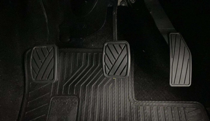 2023 Maruti S PRESSO VXI+, Petrol, Manual, 5,171 km, Pedals