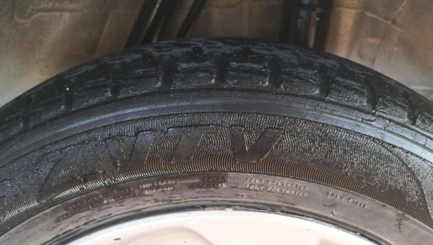 2014 Honda City 1.5L I-VTEC VX, Petrol, Manual, 39,930 km, Left Rear Tyre Tread