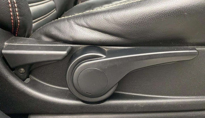 2017 Tata Tiago XZA PETROL, Petrol, Automatic, 34,078 km, Driver Side Adjustment Panel