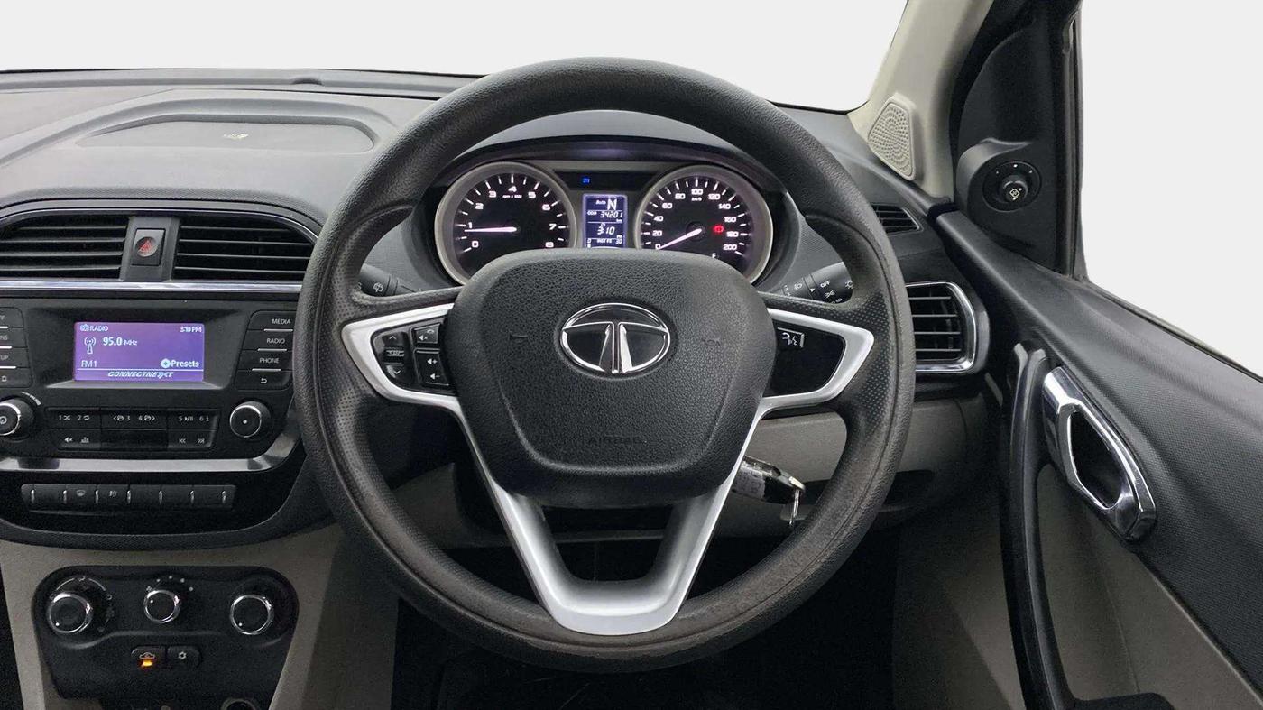 2017 Tata Tiago XZA PETROL, Petrol, Automatic, 34,662 km, Steering Wheel Close Up