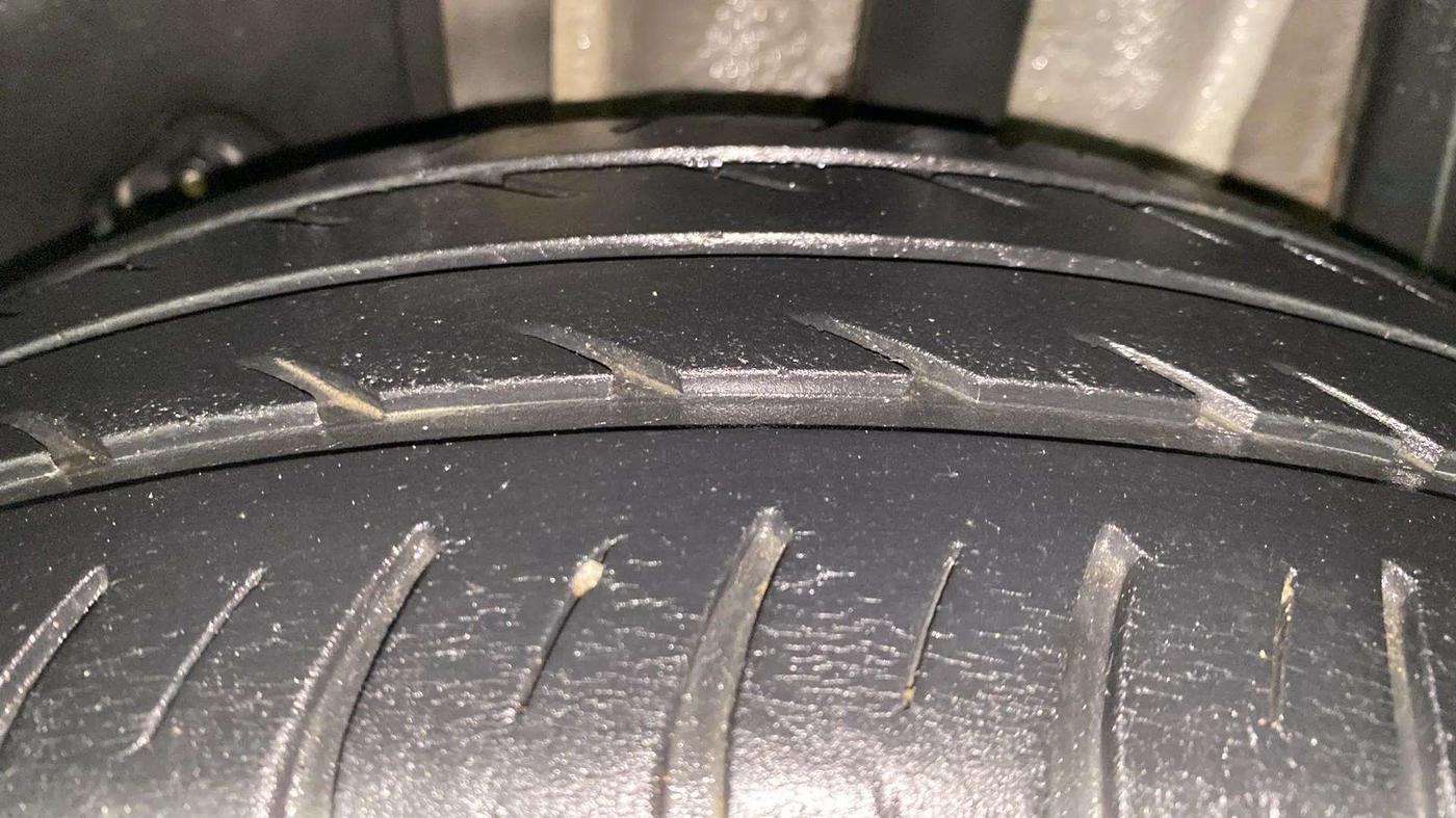 2017 Tata Tiago XZA PETROL, Petrol, Automatic, 34,662 km, Left Rear Tyre Tread
