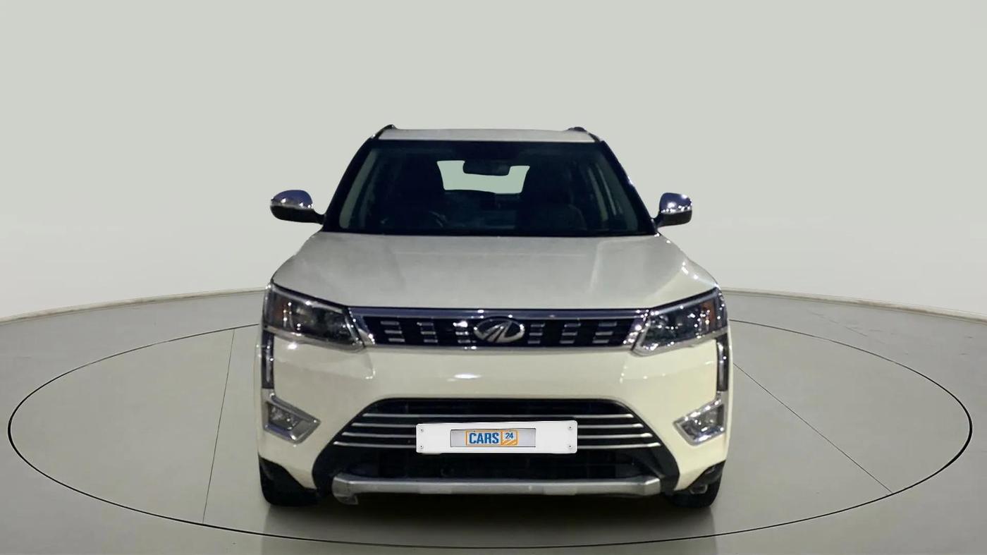 2020 Mahindra XUV300 W8 1.2 PETROL, Petrol, Manual, 55,672 km, Front