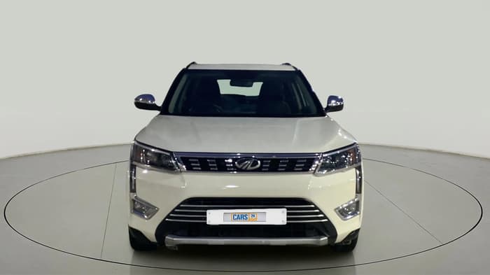 2020 Mahindra XUV300 W8 1.2 PETROL, Petrol, Manual, 55,672 km, Front