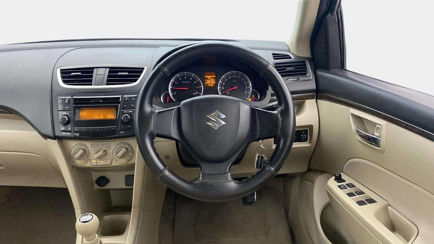 2015 Maruti Swift Dzire VXI, Petrol, Manual, 69,369 km, Steering Wheel Close Up