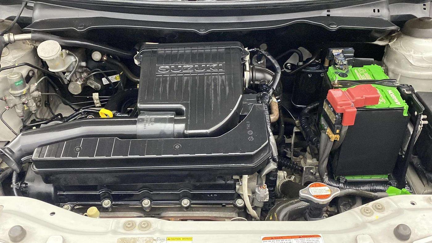 2015 Maruti Swift Dzire VXI, Petrol, Manual, 69,369 km, Engine View