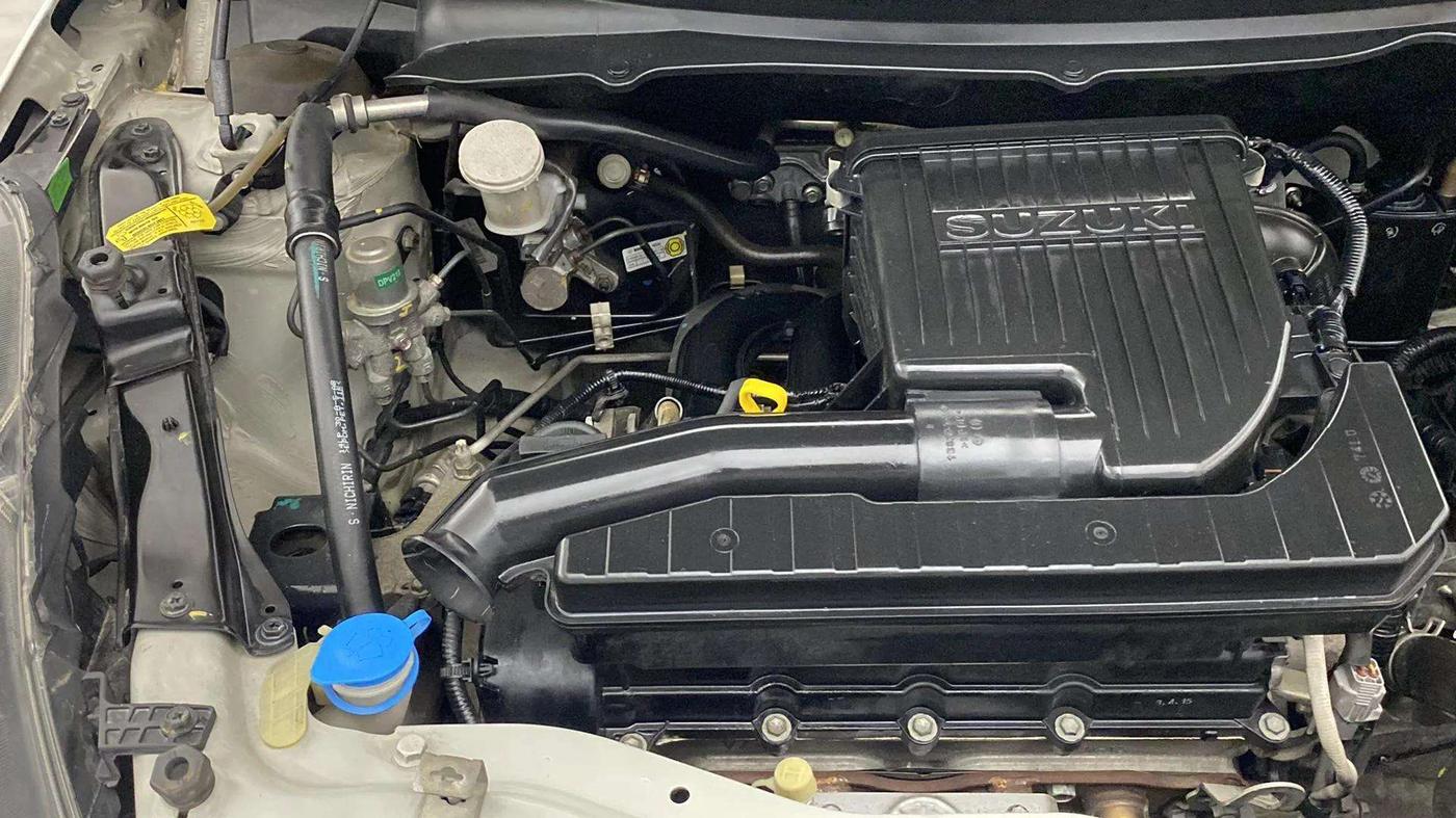 2015 Maruti Swift Dzire VXI, Petrol, Manual, 69,369 km, Engine View - Right