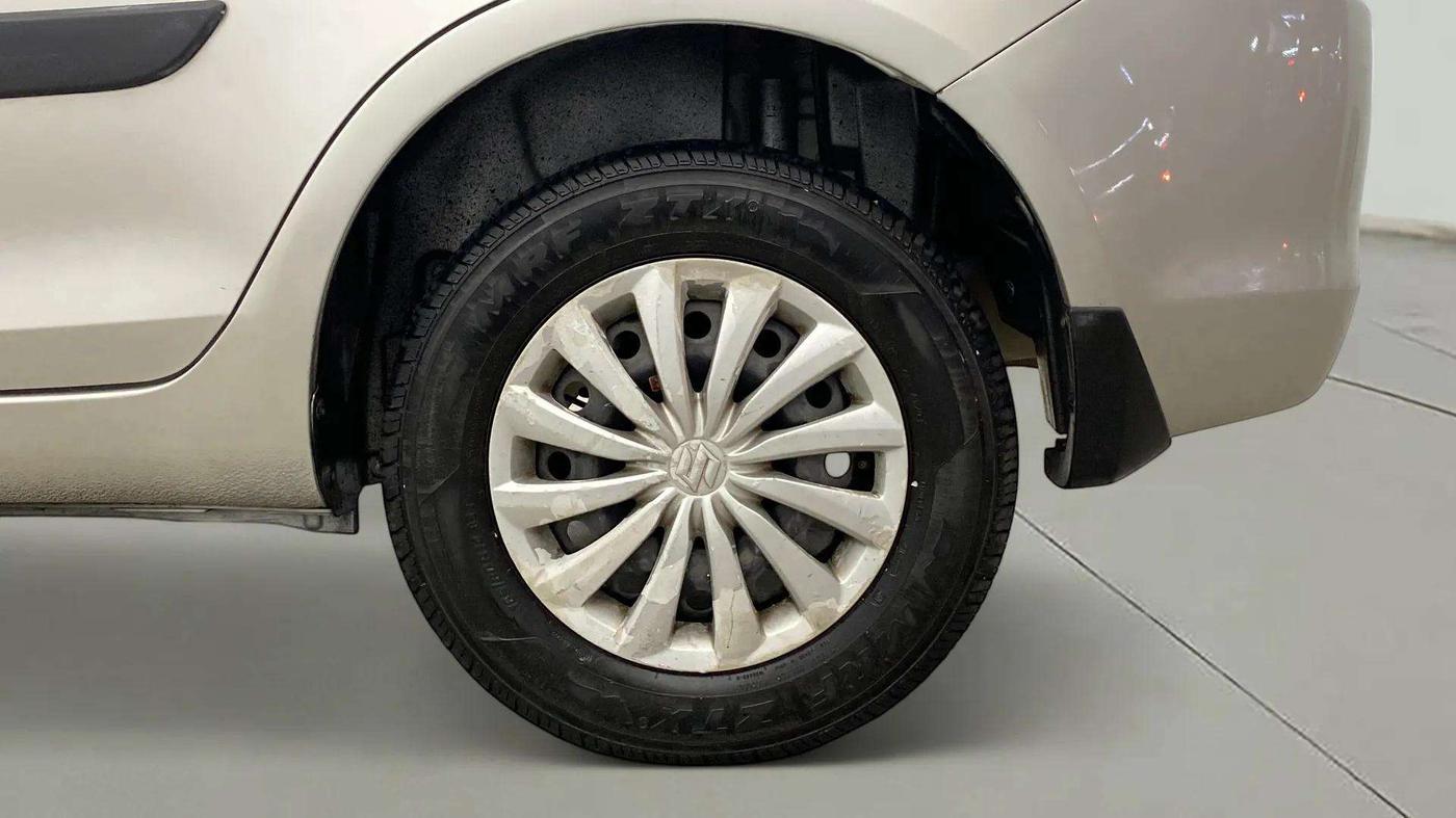 2015 Maruti Swift Dzire VXI, Petrol, Manual, 69,369 km, Left Rear Wheel